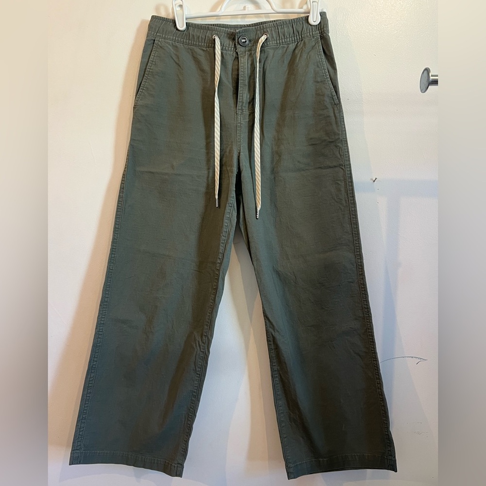 Vuori straight leg crop Women's Ripstop Pants - green XS
